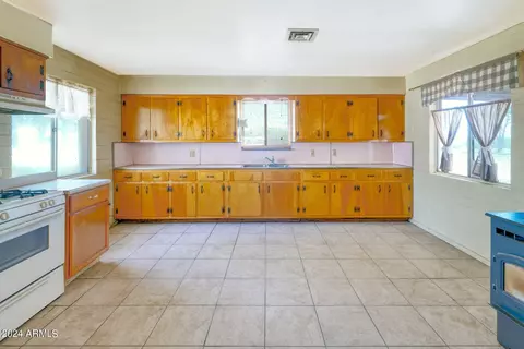 3375 W Hardy Rd, Willcox, AZ 85643 photo 8