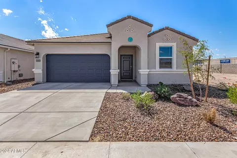 8255 W Banks Ct, Florence, AZ 85132