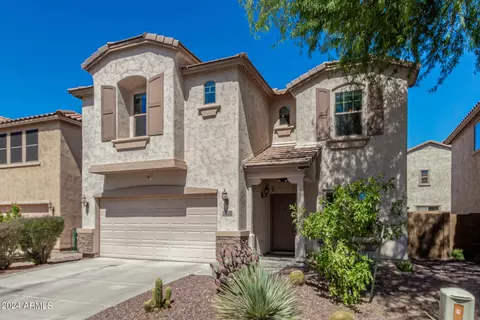 Exterior - 2032 W Monte Cristo Ave, Phoenix, AZ 85023 photo 11 of 19
