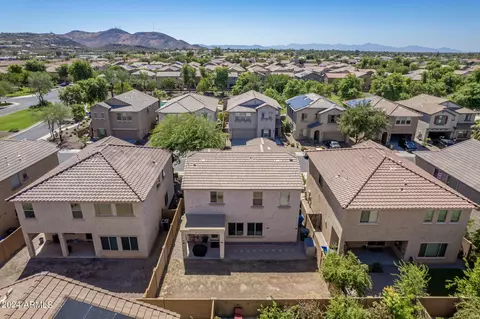 View/Area - 2032 W Monte Cristo Ave, Phoenix, AZ 85023 photo 7 of 9