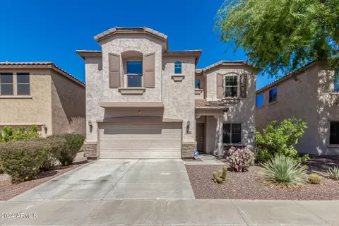Exterior - 2032 W Monte Cristo Ave, Phoenix, AZ 85023 photo 10 of 19