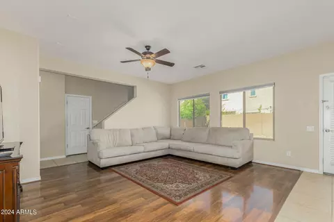 Living - 2032 W Monte Cristo Ave, Phoenix, AZ 85023 photo 2 of 3