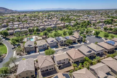 View/Area - 2032 W Monte Cristo Ave, Phoenix, AZ 85023 photo 9 of 9