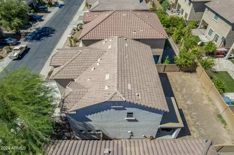 View/Area - 2032 W Monte Cristo Ave, Phoenix, AZ 85023 photo 5 of 9