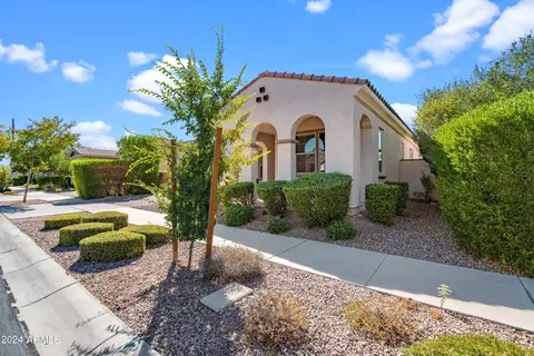 Exterior - 10737 E Simone Ave, Mesa, AZ 85212 photo 8 of 11