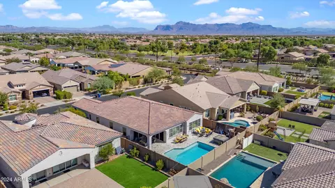 View/Area - 10737 E Simone Ave, Mesa, AZ 85212 photo 3 of 4