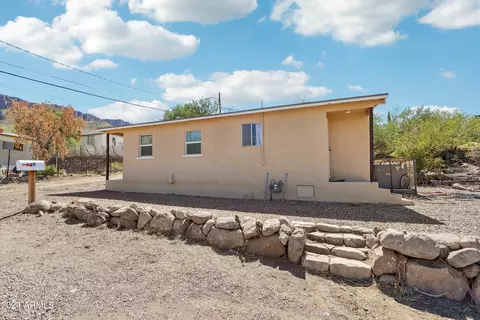 529 W Sonora St, Superior, AZ 85173