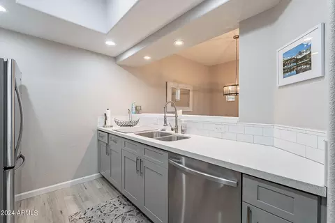 Kitchen - 3434 E Baseline Rd #243, Phoenix, AZ 85042 photo 3 of 7