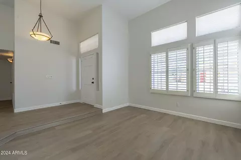 4723 E Rockledge Rd, Phoenix, AZ 85044 photo 9