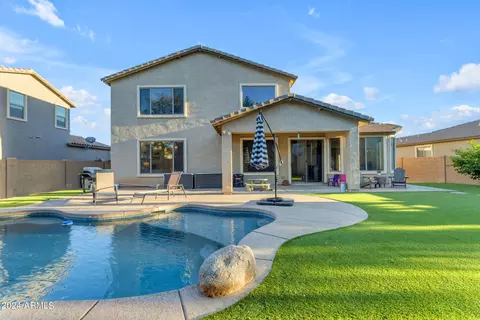 Exterior - 3294 E Blue Ridge Way, Gilbert, AZ 85298 photo 9 of 13