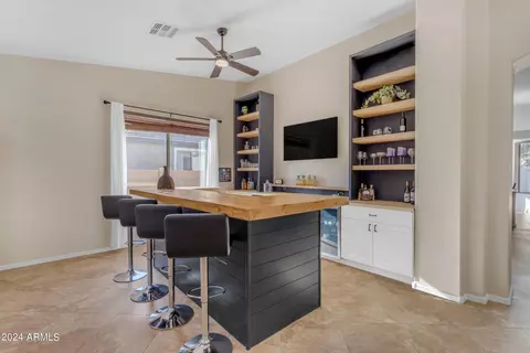 Kitchen - 3294 E Blue Ridge Way, Gilbert, AZ 85298 photo 2 of 8