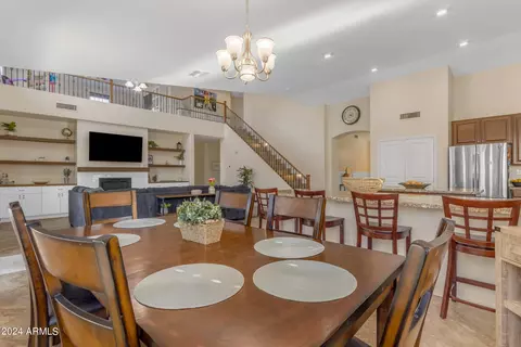 Dining - 3294 E Blue Ridge Way, Gilbert, AZ 85298 photo 2 of 2