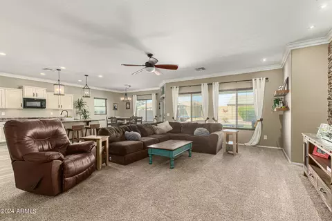 9922 W Jessie Ln, Peoria, AZ 85383