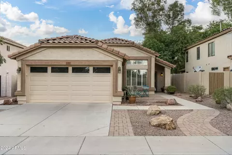 2356 S Navajo Way, Chandler, AZ 85286