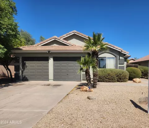13326 W Watson Ln, Surprise, AZ 85379