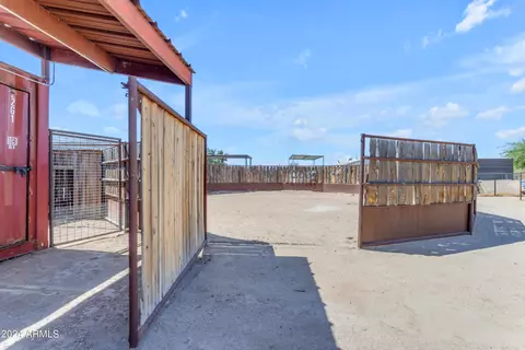 Exterior - 1239 E Galvin St, Phoenix, AZ 85086 photo 4 of 24
