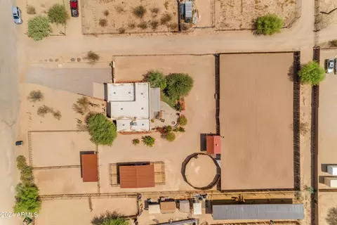 1239 E Galvin St, Phoenix, AZ 85086