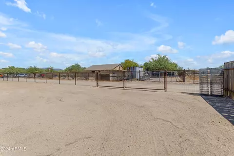 Exterior - 1239 E Galvin St, Phoenix, AZ 85086 photo 10 of 24