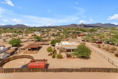 View/Area - 1239 E Galvin St, Phoenix, AZ 85086 photo 5 of 6