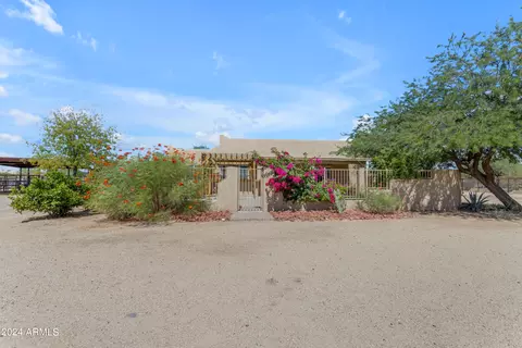 Exterior - 1239 E Galvin St, Phoenix, AZ 85086 photo 20 of 24