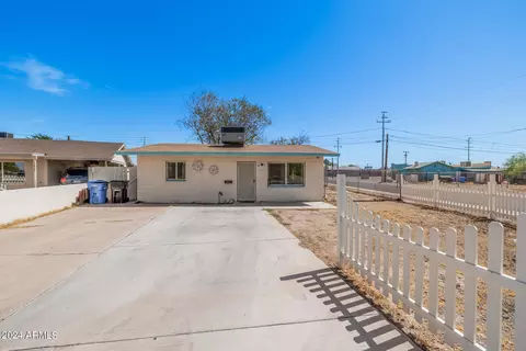 1621 S 15th Dr, Phoenix, AZ 85007