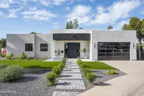 2928 N 83rd St, Scottsdale, AZ 85251