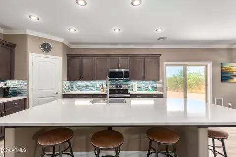 2235 E Cody St, Apache Junction, AZ 85119 photo 8