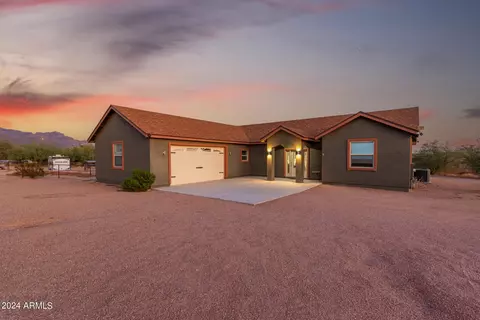 2235 E Cody St, Apache Junction, AZ 85119