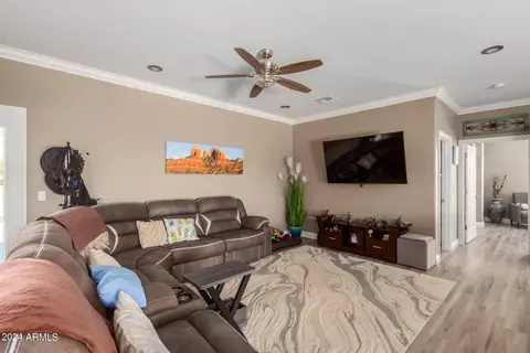 2235 E Cody St, Apache Junction, AZ 85119 photo 5