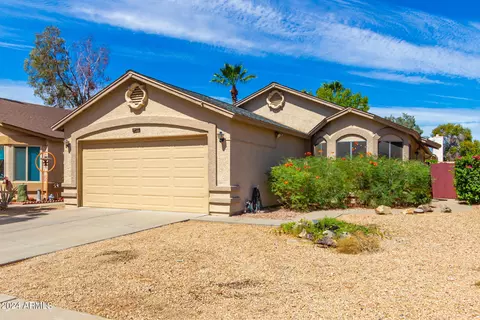 3122 E Taro Ln, Phoenix, AZ 85050