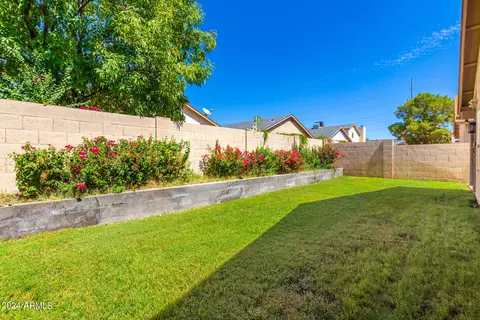 3122 E Taro Ln, Phoenix, AZ 85050 photo 23