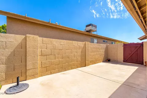 3122 E Taro Ln, Phoenix, AZ 85050 photo 26