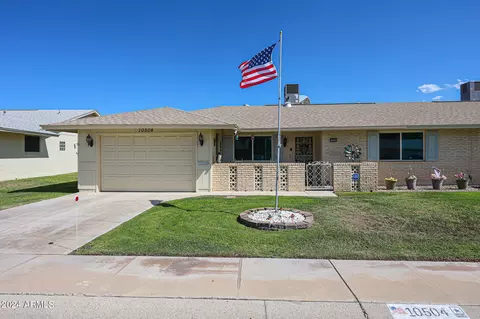 10504 W Roundelay Cir, Sun City, AZ 85351