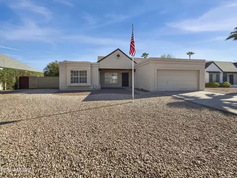 1435 E Divot Dr, Tempe, AZ 85283 photo 9