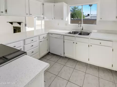 1435 E Divot Dr, Tempe, AZ 85283 photo 14