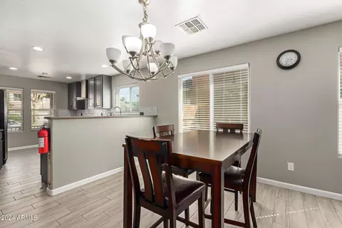 Dining - 7221 W Globe Ave, Phoenix, AZ 85043 photo 1 of 1