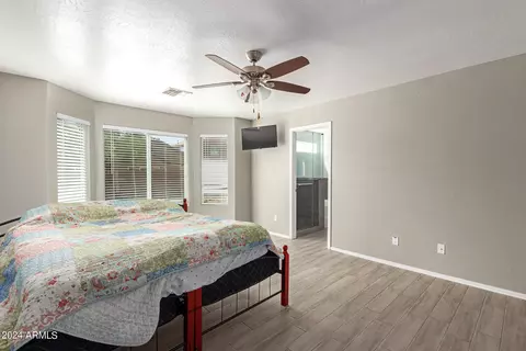 Bedroom - 7221 W Globe Ave, Phoenix, AZ 85043 photo 2 of 4