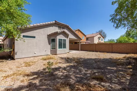 Exterior - 7221 W Globe Ave, Phoenix, AZ 85043 photo 5 of 7