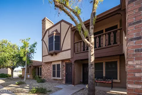 7977 W Wacker Rd #212, Peoria, AZ 85381