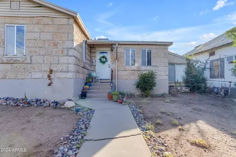 227 S First St, Globe, AZ 85501 photo 2