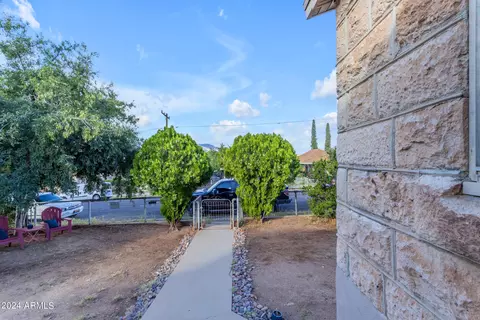 227 S First St, Globe, AZ 85501 photo 3