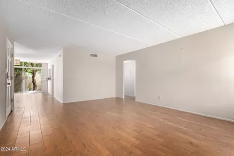 4201 E Camelback Rd #35, Phoenix, AZ 85018 photo 9
