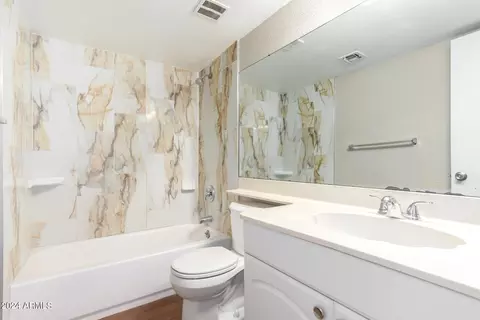 4201 E Camelback Rd #35, Phoenix, AZ 85018 photo 27