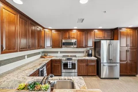 2425 W Bronco Butte Trl #1002, Phoenix, AZ 85085 photo 3