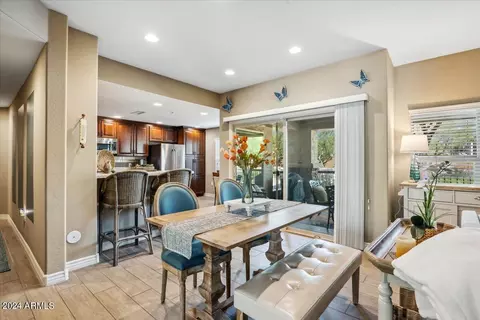 2425 W Bronco Butte Trl #1002, Phoenix, AZ 85085 photo 2