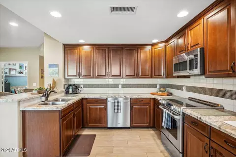 2425 W Bronco Butte Trl #1002, Phoenix, AZ 85085 photo 11