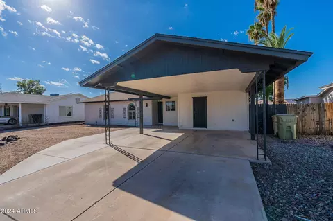 5633 W Comet Ave, Glendale, AZ 85302