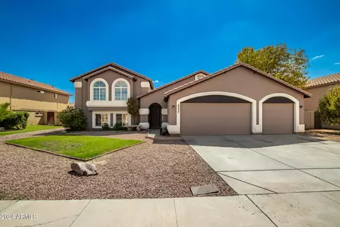 6233 W Mescal St, Glendale, AZ 85304