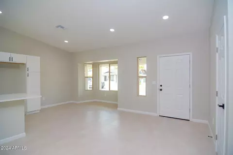 601 E Muriel Dr, Phoenix, AZ 85022 photo 4