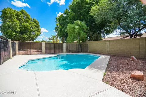601 E Muriel Dr, Phoenix, AZ 85022 photo 29